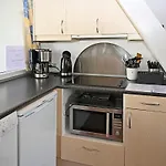 Marielyst Norrevang-solrig-sydvendt-centralvarme Bøtø By